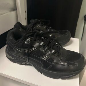 Vionic Black Athletic Sneakers